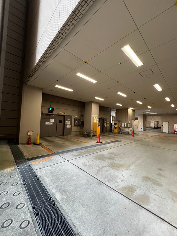 ローレルコート北野田　1204 駐車場