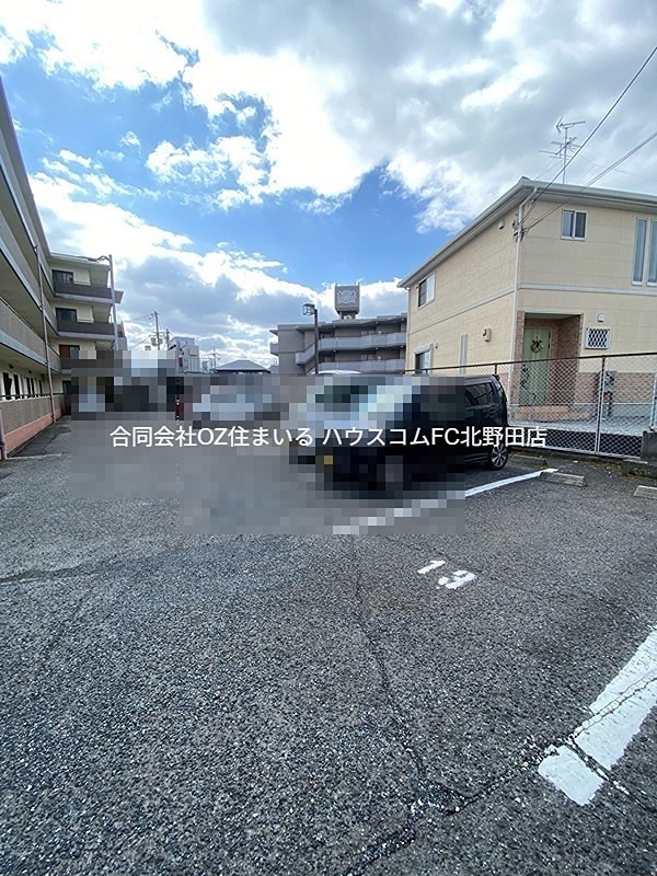 サンコート千代田 駐車場
