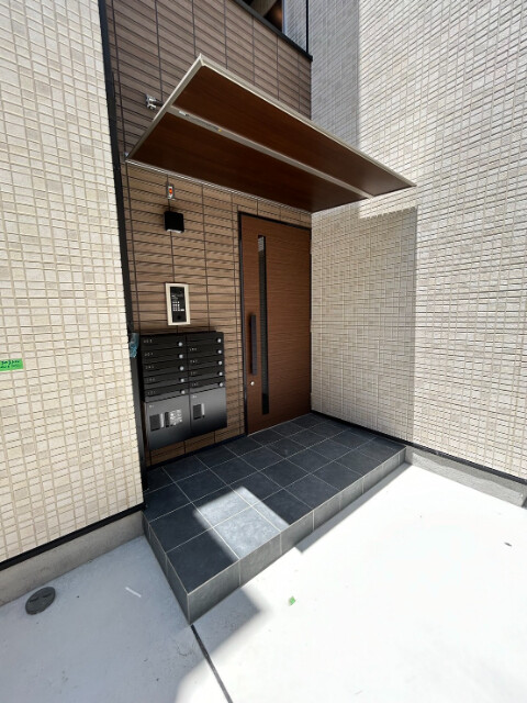 D porta cacto エントランス