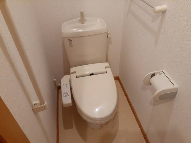 クリスタルブライト トイレ