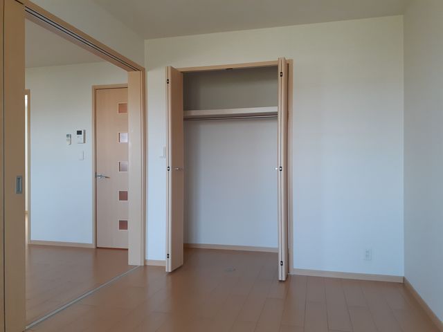 グリーン　コート　杉Ⅲ 収納