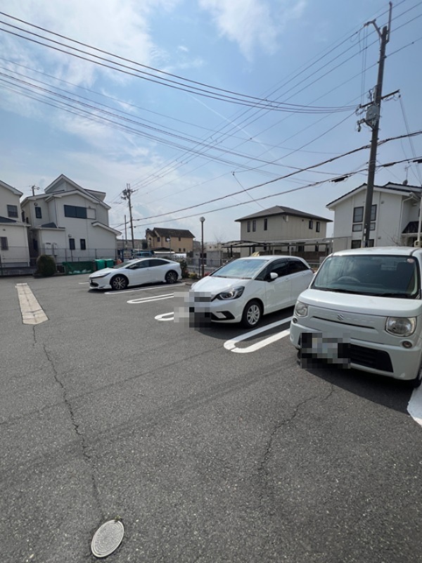 シーカンⅡ  駐車場