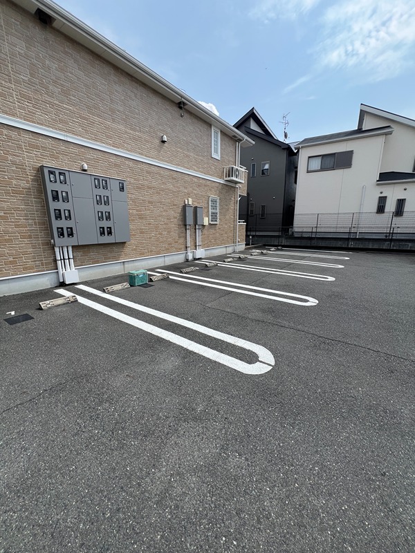 シーカンⅡ  駐車場