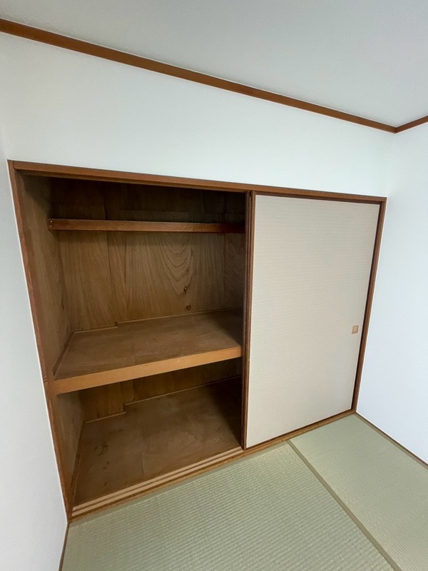 エスポワールイワタ 収納