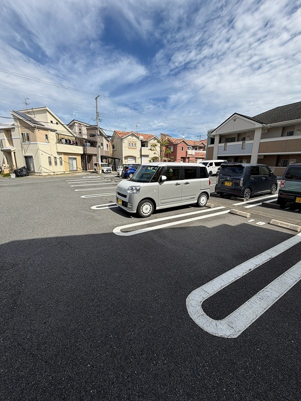セトルⅢ 駐車場