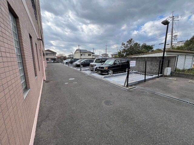 ルナピエーナ泉北 駐車場