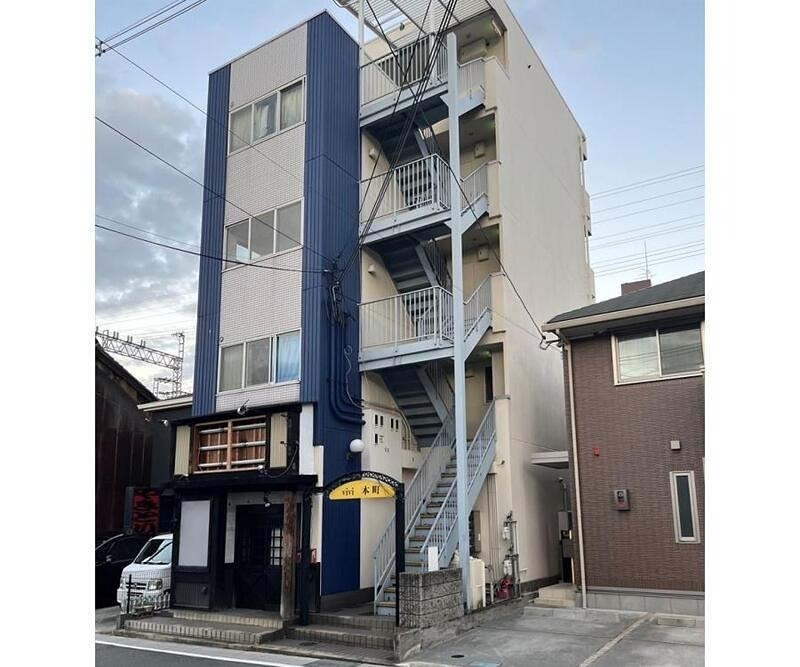 ViVi本町 外観