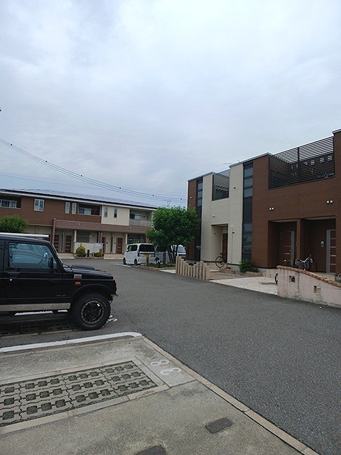 サンリット　ガーデンＢ棟 駐車場
