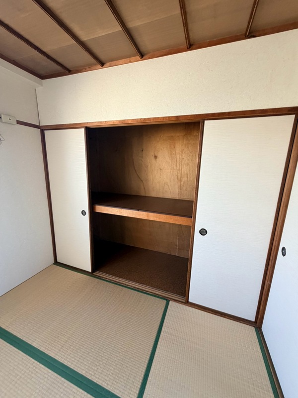 虹ヶ丘マンション 収納