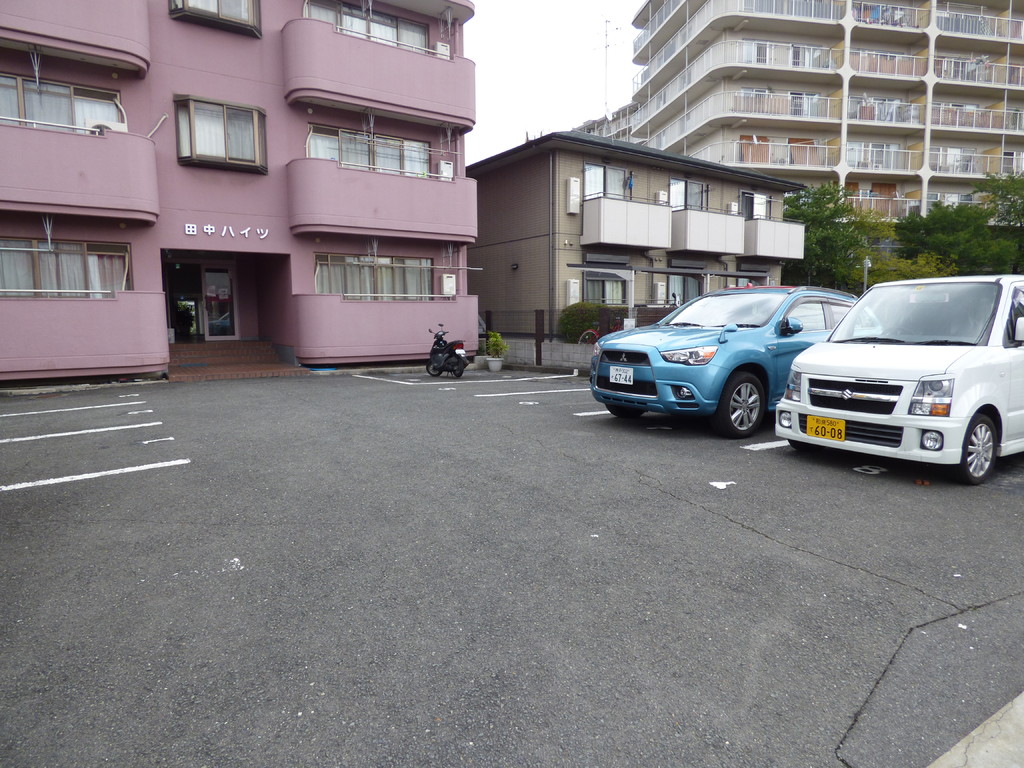 田中ハイツ 駐車場