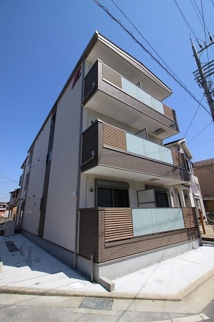 ドゥ・エグレット 外観