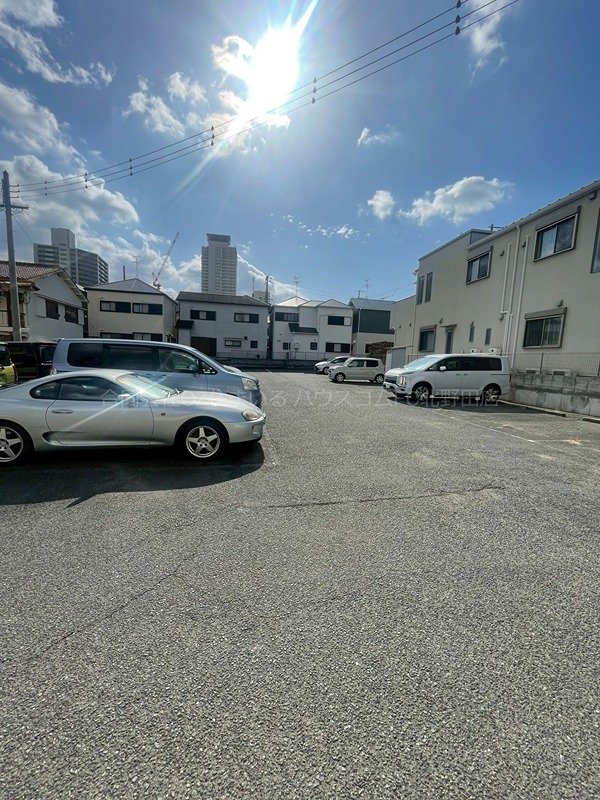 ハイツトビ 駐車場