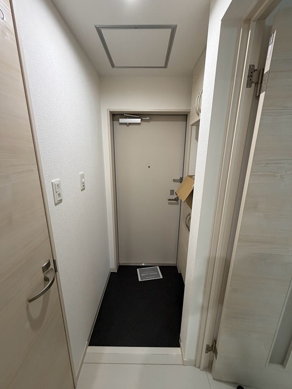 Ｄ　ｐｏｒｔａ　ｓｕｎｌｉｔ 玄関