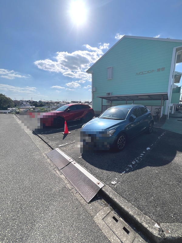 ハイユニメント・秀栄 駐車場