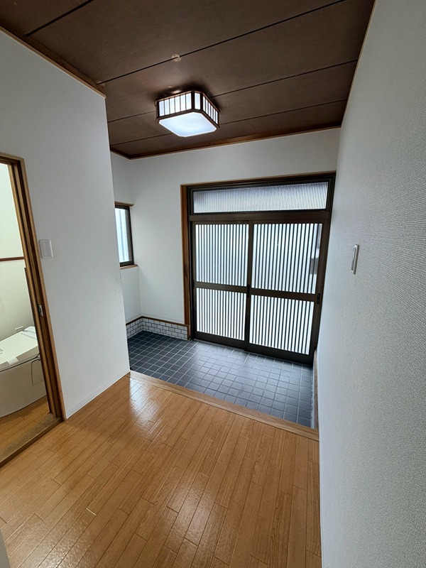 福田戸建て 玄関