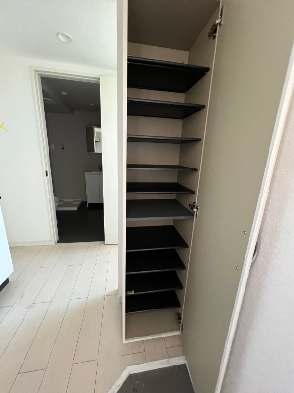 アイリス南余部 収納