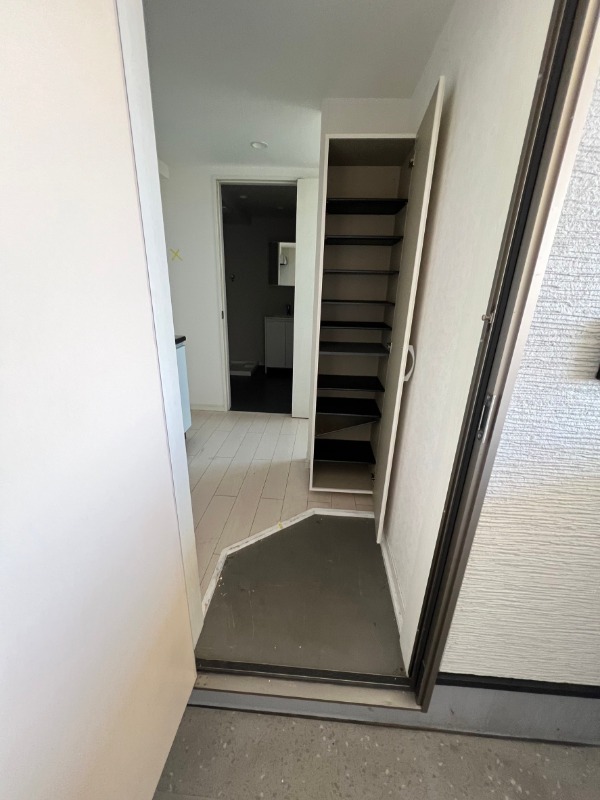 アイリス南余部 玄関