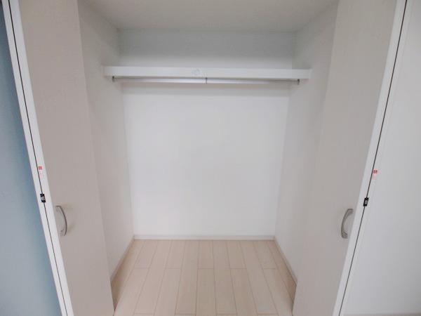 デュナメス深井 収納