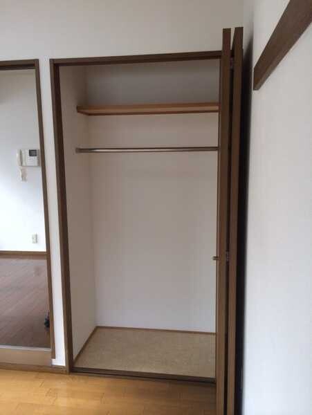 レジデンス川原 収納