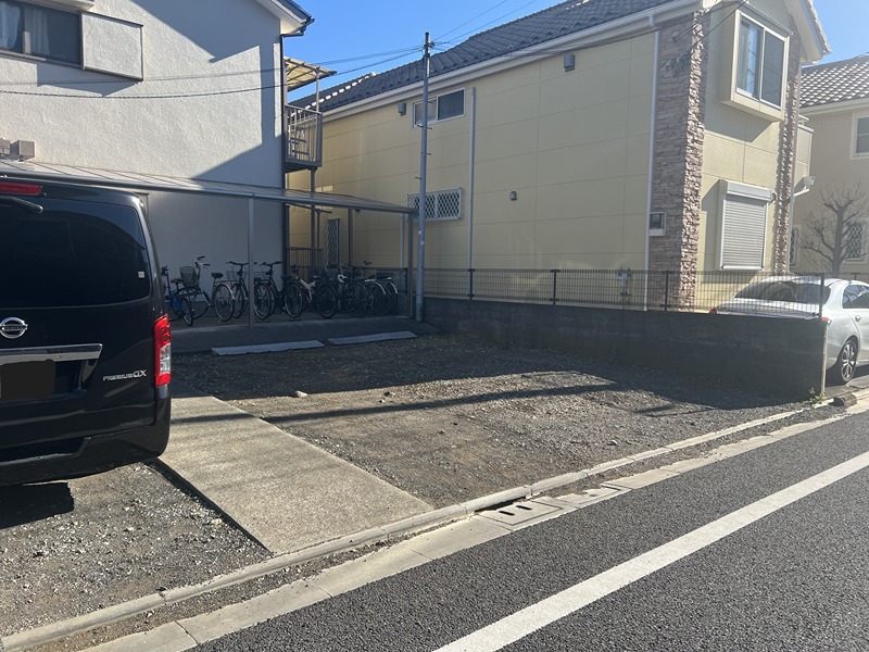小川第一コーポ 駐車場 リビング