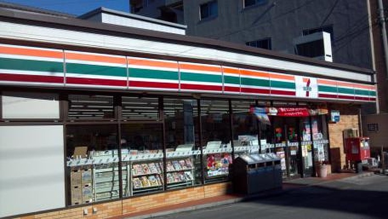プレール宮崎台 コンビニ
