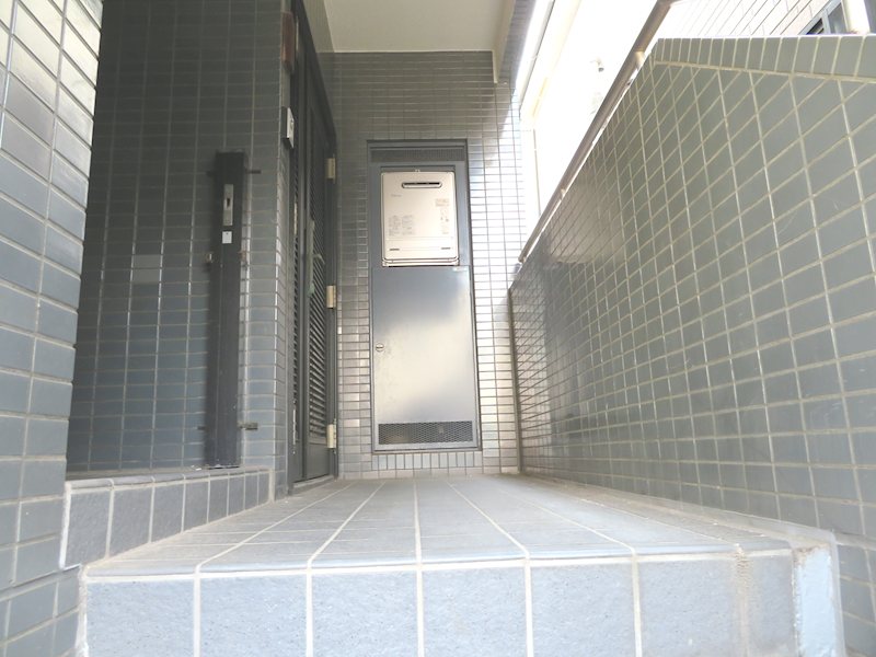 サンモール井上 玄関