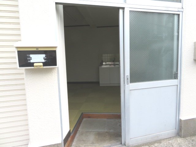 第二サカイマンション 玄関