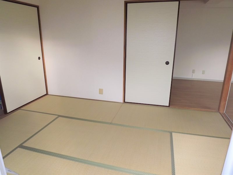 大阪府八尾市佐堂町２丁目 内装