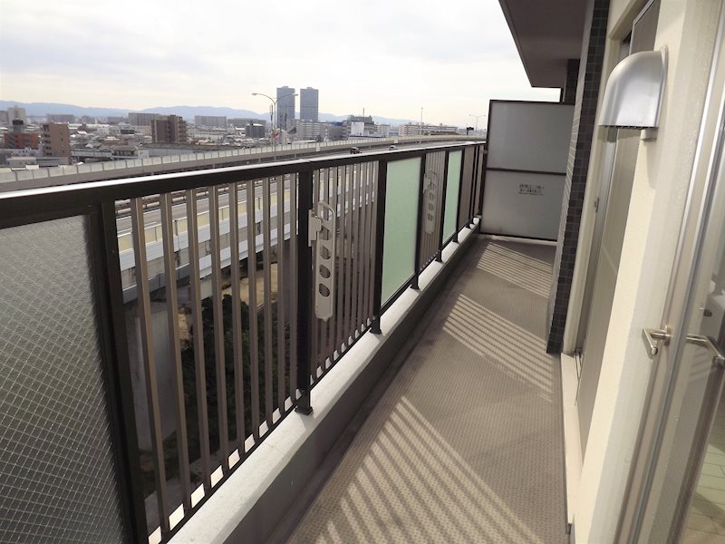 大阪府八尾市久宝園１丁目 ベランダ