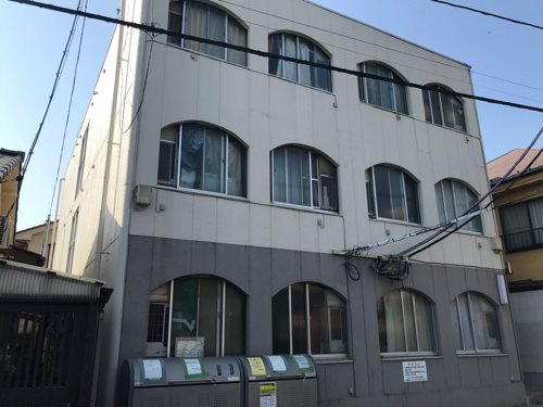 ビラ・ジャルダン高松町 202号室 外観