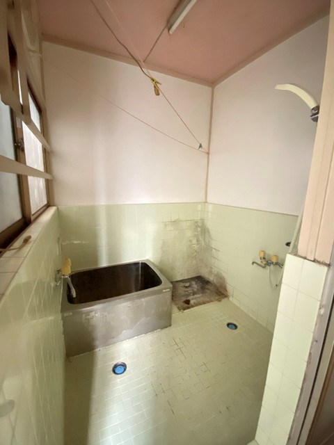 新堀店舗貸家倉庫 風呂画像