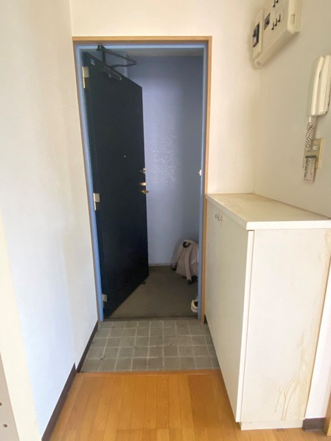 滝本ビル 玄関