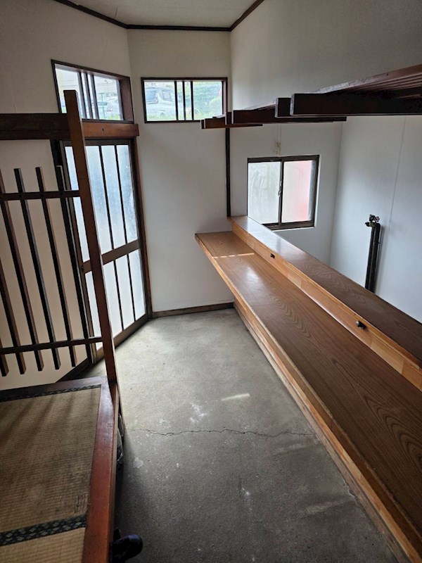 蔵敷3丁目店舗・事務所 玄関