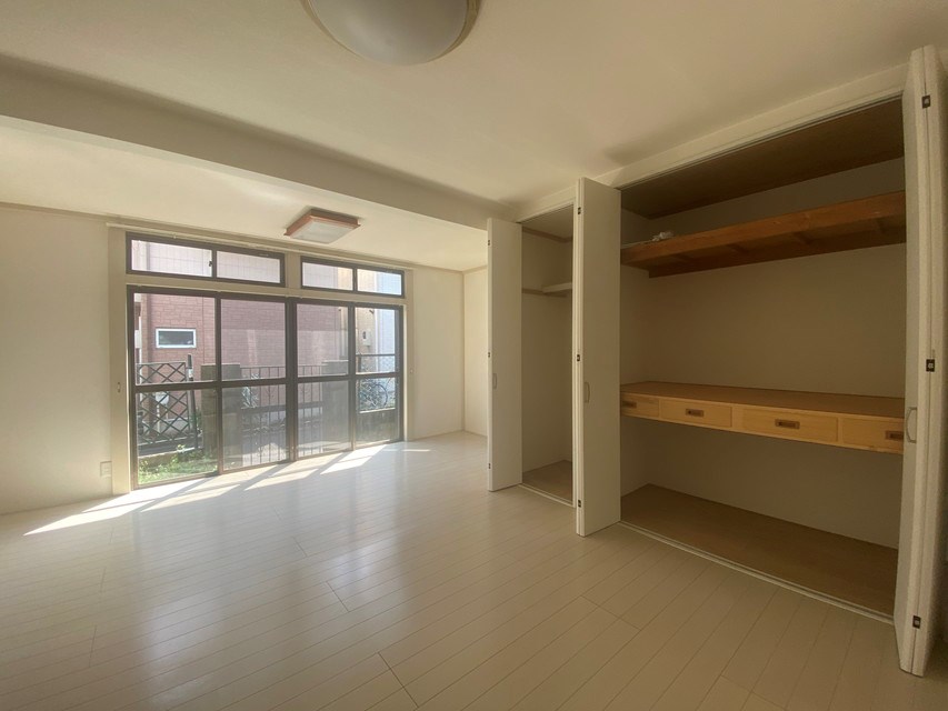 南街6丁目貸家 リビング