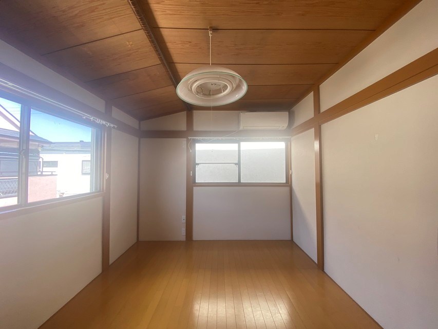 南街6丁目貸家 ベッドルーム