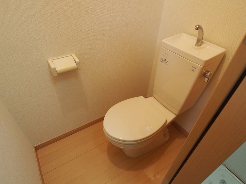 Y'sフラット江古田 トイレ