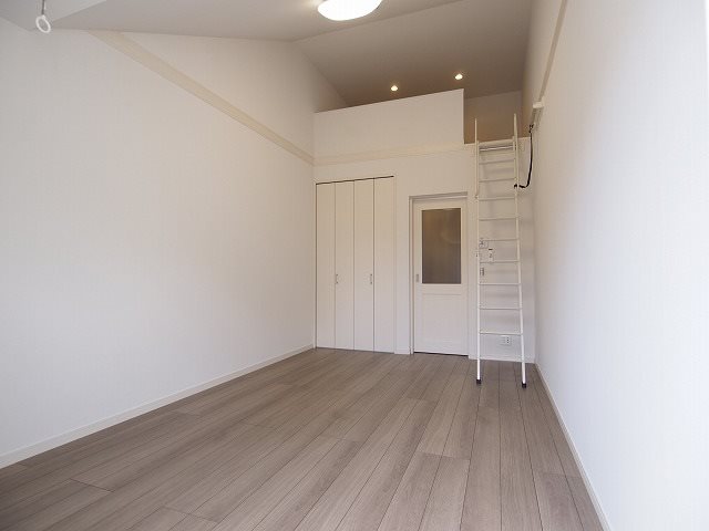 ＡＩＲＡレジデンス ベッドルーム