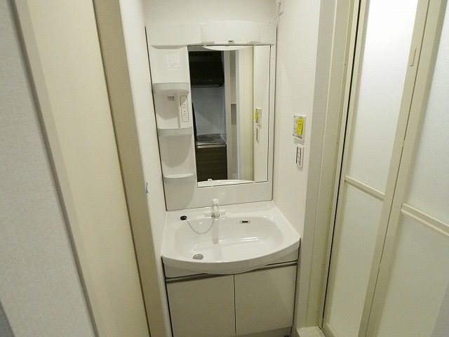 ＡＩＲＡレジデンス 洗面所