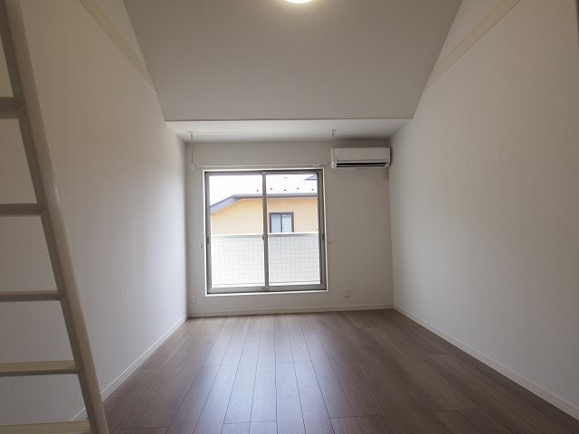 ＡＩＲＡレジデンス ベッドルーム