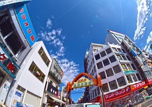 ＡＩＲＡレジデンス ショッピング施設