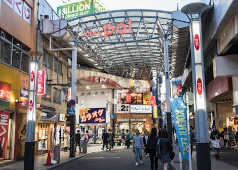 ＡＩＲＡレジデンス ショッピング施設