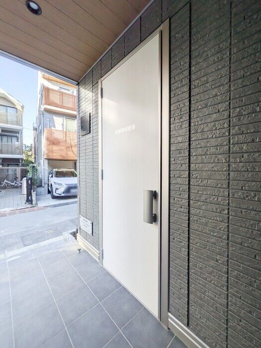 セレスティア若宮 エントランス