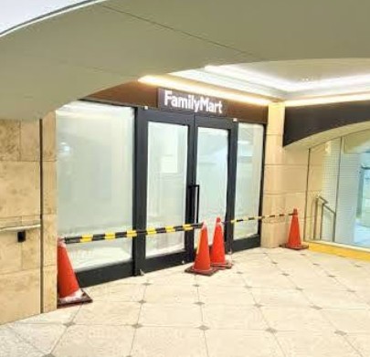 JP三宮駅前ビル コンビニ