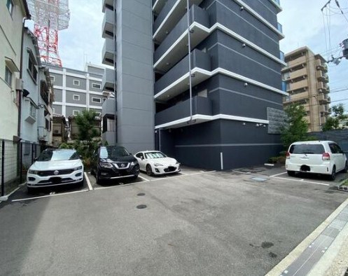 S-RESIDENCE三国WEST 駐車場