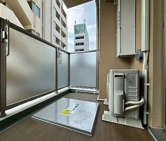 セレニテ新大阪エクラ ベランダ