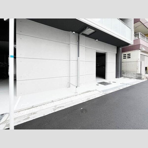 S-RESIDENCE阿波座bouncy 駐車場