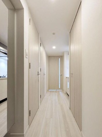 S-RESIDENCE堺筋本町Uno 玄関