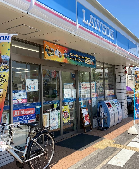THE MUSIC　COURT コンビニ