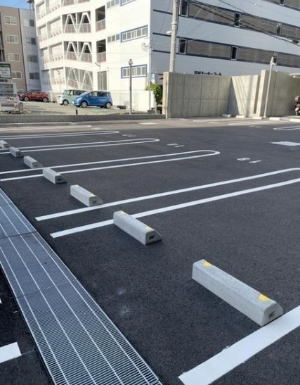 コンフォリア新大阪宮原Q 駐車場