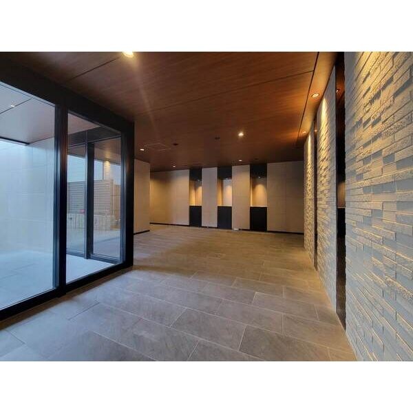 Louis Residence 天王寺町北 ロビー